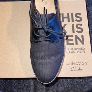Clarks, 8 1/2. Tennis shoes. Beautiful for comfortable day our or even w/suit